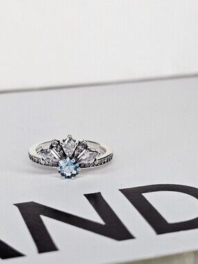 Pandora Disney Frozen Queen Elsa Tiara Ring
